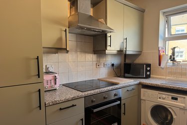 2 bed flat, 115 Riverside Drive, City Centre, Lincoln, LN57PB - Image 2