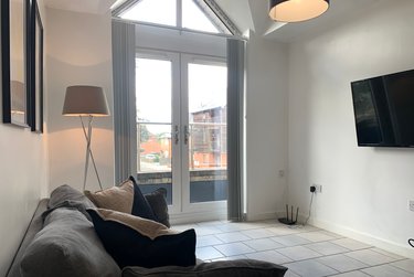 1 bed flat, Newport, Uphill, Lincoln, LN13DP - Image 2