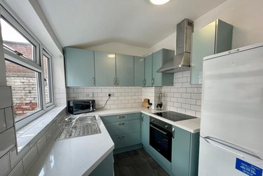 4 bed house, 2 Foster Street, St Catherines, Lincoln, LN57QF - Image 2