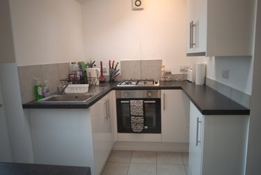2 bed house, 130 Portland Street, City Centre, Lincoln, LN57LG - Image 1