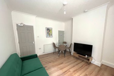 5 bed house, 47 Hood Street, St Catherines, Lincoln, LN57XB - Image 1