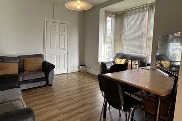 5 bed house, 77 West Parade, West End, Lincoln, LN11QW - Image 1
