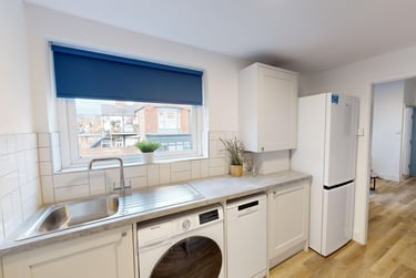 4 bed flat, Second Avenue, Heaton, Newcastle, NE65XS - Image 3