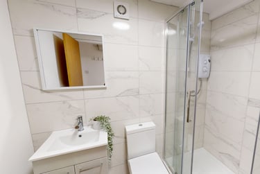 6 bed flat, Russell Street, Radford, Nottingham, NG74FL - Image 9