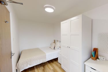 7 bed house, Russell Street, Radford, Nottingham, NG74FL - Image 3