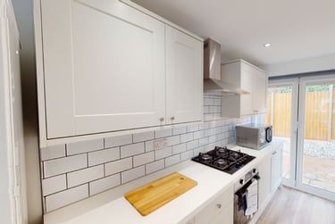 6 bed house, Yew Tree Close, Mount Pleasant, Exeter, EX45EH - Image 5