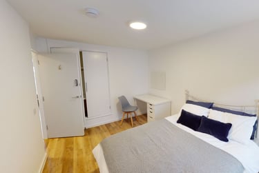 6 bed house, Yew Tree Close, Mount Pleasant, Exeter, EX45EH - Image 15
