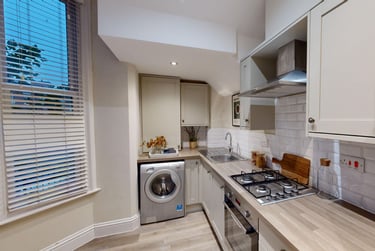 1 bed house, 105-107 Portland Road, Arboretum, Nottingham, NG74FW - Image 2