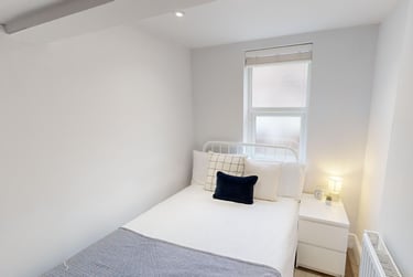 2 bed flat, Burns Street, Arboretum, Nottingham, NG74DS - Image 2