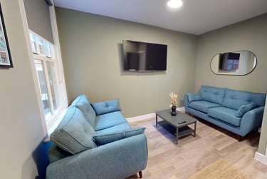 6 bed house, Rothesay Avenue, Radford, Nottingham, NG71PW - Image 1