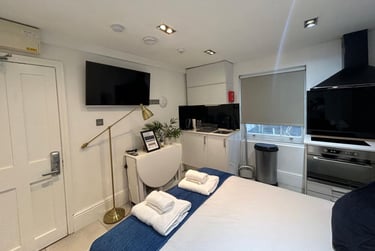 1 bed studio, Baker Street, Marylebone, London, NW16BU - Image 2