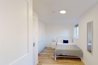 6 bed house, Gamble Street, Radford, Nottingham, NG74EY - Image 4