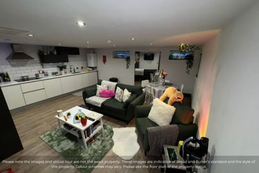 7 bed flat, 66-72 Houndsgate, Lace Market, Nottingham, NG16BA - Image 3