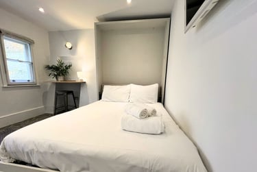1 bed studio, Baker Street, Marylebone, London, NW16BU - Image 8