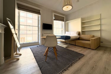 1 bed studio, Baker Street, Marylebone, London, NW16BU - Image 3
