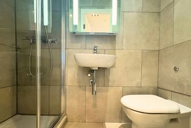 1 bed studio, Baker Street, Marylebone, London, NW16BU - Image 5