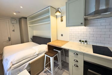 1 bed studio, Baker Street, Marylebone, London, NW16BU - Image 4