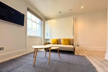 1 bed studio, Baker Street, Marylebone, London, NW16BU - Image 2