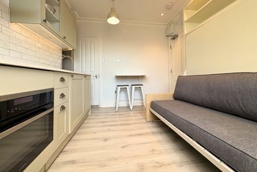1 bed studio, Baker Street, Marylebone, London, NW16BU - Image 4