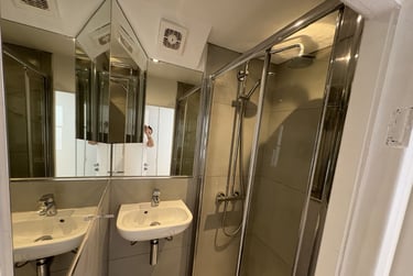1 bed studio, Baker Street, Marylebone, London, NW16BU - Image 7