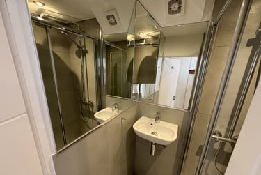 1 bed studio, Baker Street, Marylebone, London, NW16BU - Image 8