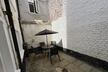 1 bed studio, Baker Street, Marylebone, London, NW16BU - Image 4