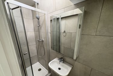 1 bed studio, Baker Street, Marylebone, London, NW16BU - Image 6