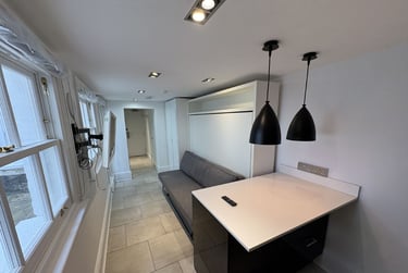 1 bed studio, Baker Street, Marylebone, London, NW16BU - Image 10