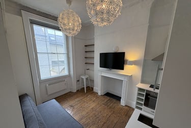 1 bed studio, Baker Street, Marylebone, London, NW16BU - Image 4