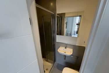 1 bed studio, Baker Street, Marylebone, London, NW16BU - Image 6