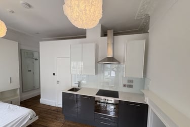 1 bed studio, Baker Street, Marylebone, London, NW16BU - Image 7