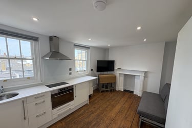 1 bed studio, Baker Street, Marylebone, London, NW16BU - Image 3