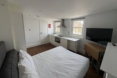 1 bed studio, Baker Street, Marylebone, London, NW16BU - Image 6
