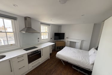 1 bed studio, Baker Street, Marylebone, London, NW16BU - Image 8