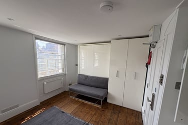 1 bed studio, Baker Street, Marylebone, London, NW16BU - Image 3