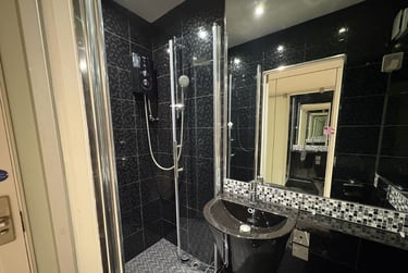 1 bed studio, Baker Street, Marylebone, London, NW16BU - Image 8