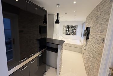 1 bed studio, Baker Street, Marylebone, London, NW16BU - Image 4