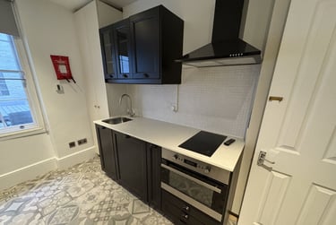 1 bed studio, Baker Street, Marylebone, London, NW16BU - Image 6