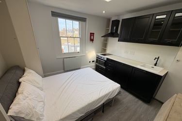 1 bed studio, Baker Street, Marylebone, London, NW16BU - Image 2