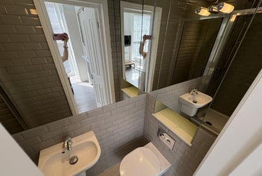 1 bed studio, Baker Street, Marylebone, London, NW16BU - Image 9