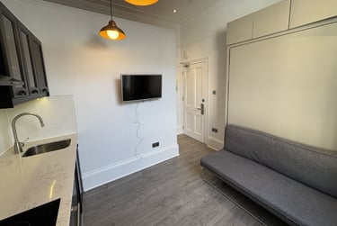 1 bed studio, Baker Street, Marylebone, London, NW16BU - Image 4