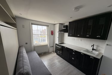 1 bed studio, Baker Street, Marylebone, London, NW16BU - Image 7