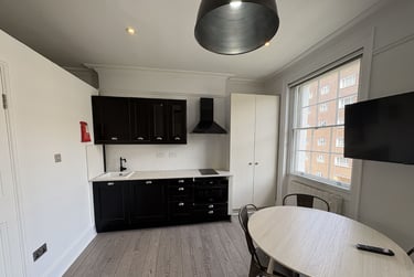 1 bed studio, Baker Street, Marylebone, London, NW16BU - Image 7