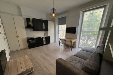 1 bed studio, Baker Street, Marylebone, London, NW16BU - Image 6