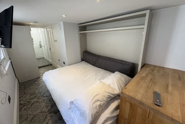 1 bed studio, Baker Street, Marylebone, London, NW16BU - Image 4