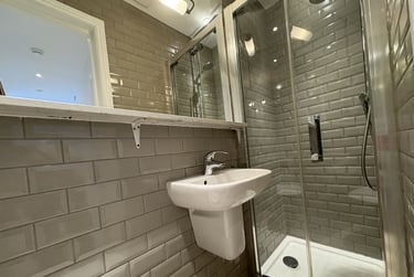 1 bed studio, Baker Street, Marylebone, London, NW16BU - Image 9