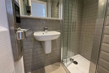 1 bed studio, Baker Street, Marylebone, London, NW16BU - Image 5