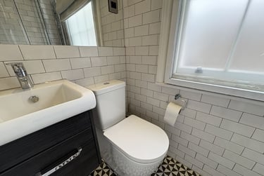 1 bed studio, Baker Street, Marylebone, London, NW16BU - Image 8
