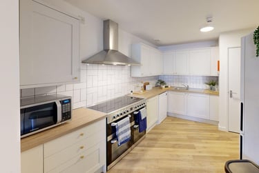 1 bed house, Cromwell Road, Cotham, Bristol, BS65HD - Image 4