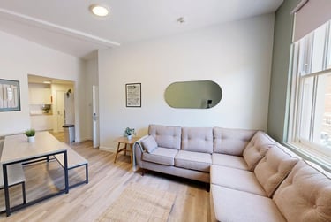1 bed house, Cromwell Road, Cotham, Bristol, BS65HD - Image 2